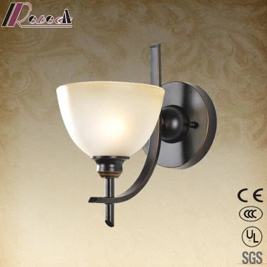 פמוטי קיר LED מזכוכית עכשווית חיצונית